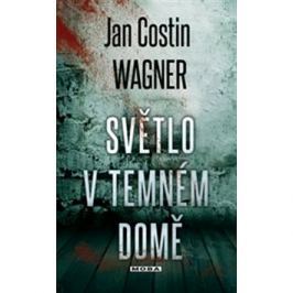 Světlo v temném domě